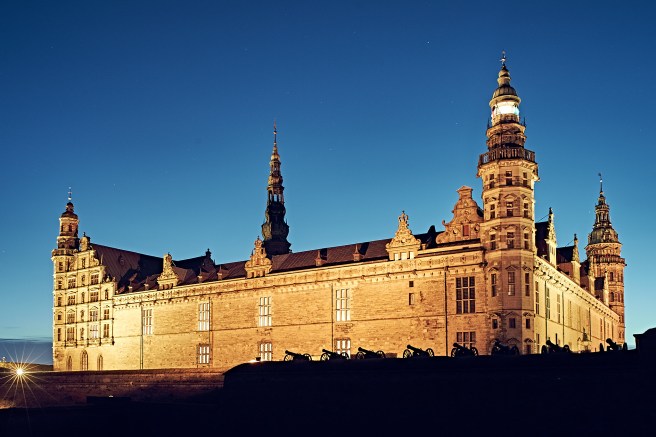 Kronborg by night 02 - Foto Peter Brinck 2015 - Ejer SLKE
